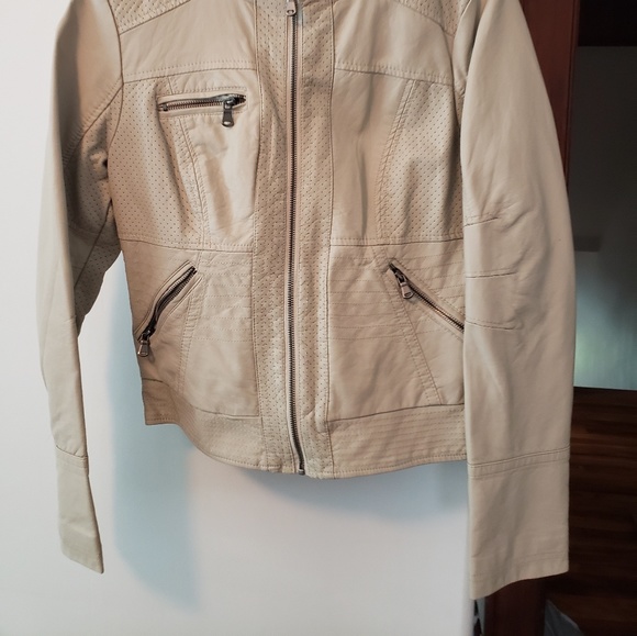 Jacket - Picture 2 of 2